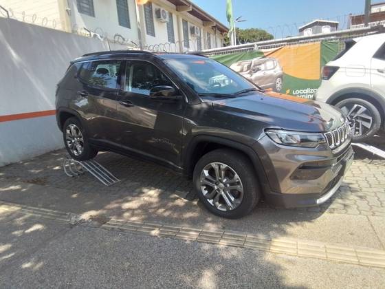 JEEP COMPASS 1.3 T270 TURBO FLEX LONGITUDE AT6 JEEP COMPASS 1.3 T270 TURBO FLEX LONGITUDE AT6